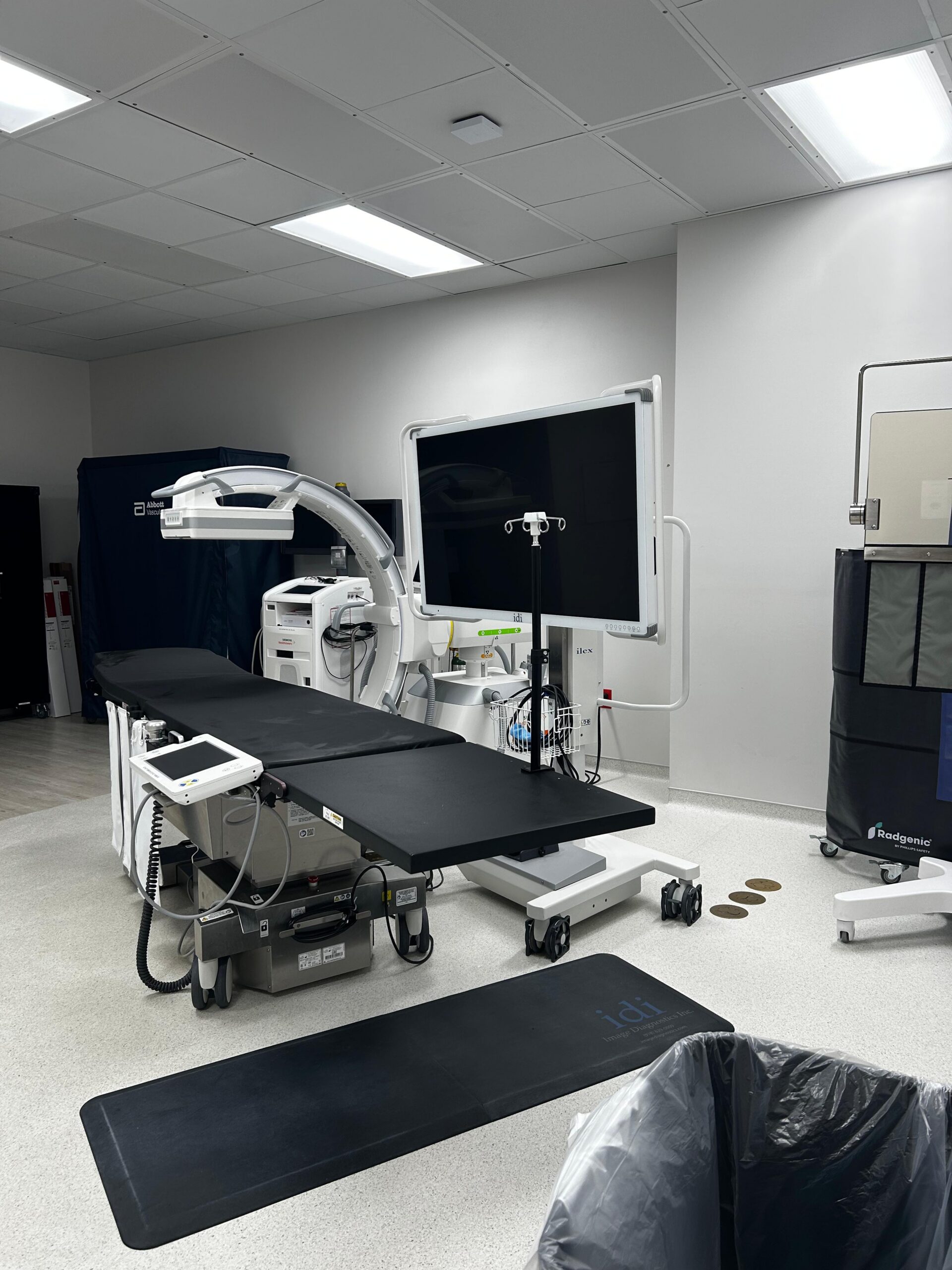 Cardiac catheterization lab cleaning service in Broward County